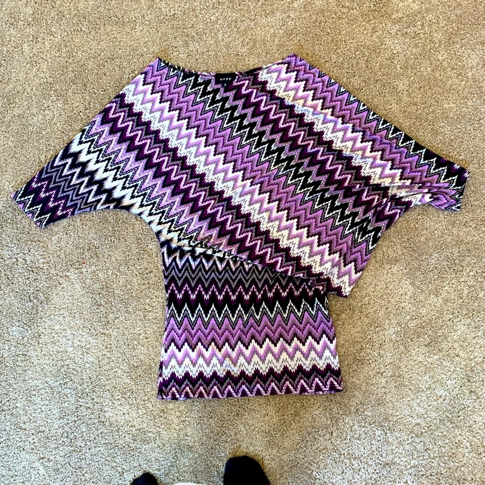 Snap Asymmetrical one shoulder mini dress / top purple Chevron print, size S - Picture 3 of 7